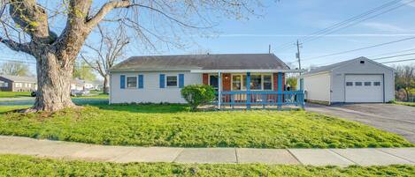 House (4 Bedrooms) | Front of property