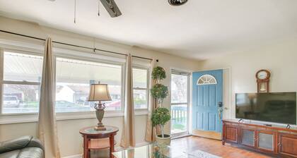 7 Mi to Dtwn Dayton: Home in Kettering w/ Yard