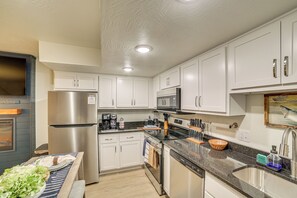 Apartment (1 Bedroom) | Interior