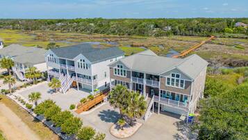 Apartment (5 Bedrooms) | Front of property