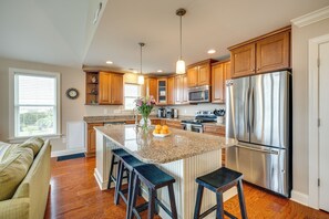 House (5 Bedrooms) | Interior