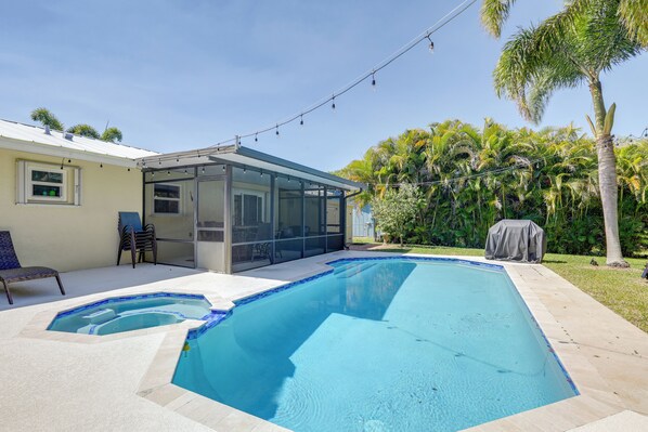 House (3 Bedrooms) | Front of property