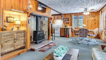 House (2 Bedrooms) | Bahagian dalam