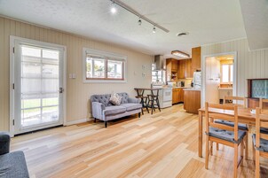 Apartment (1 Bedroom) | Interior