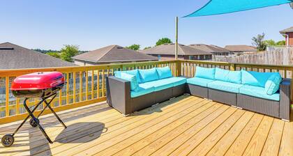 Outdoor Entertaining Space: Family Home in Milton