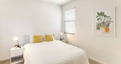 10 Mi to Downtown: Home Near Hiking in Phoenix!