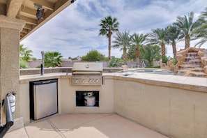 House (3 Bedrooms) | Interior - Private Outdoor Oasis: Las Vegas Getaway (Las Vegas)