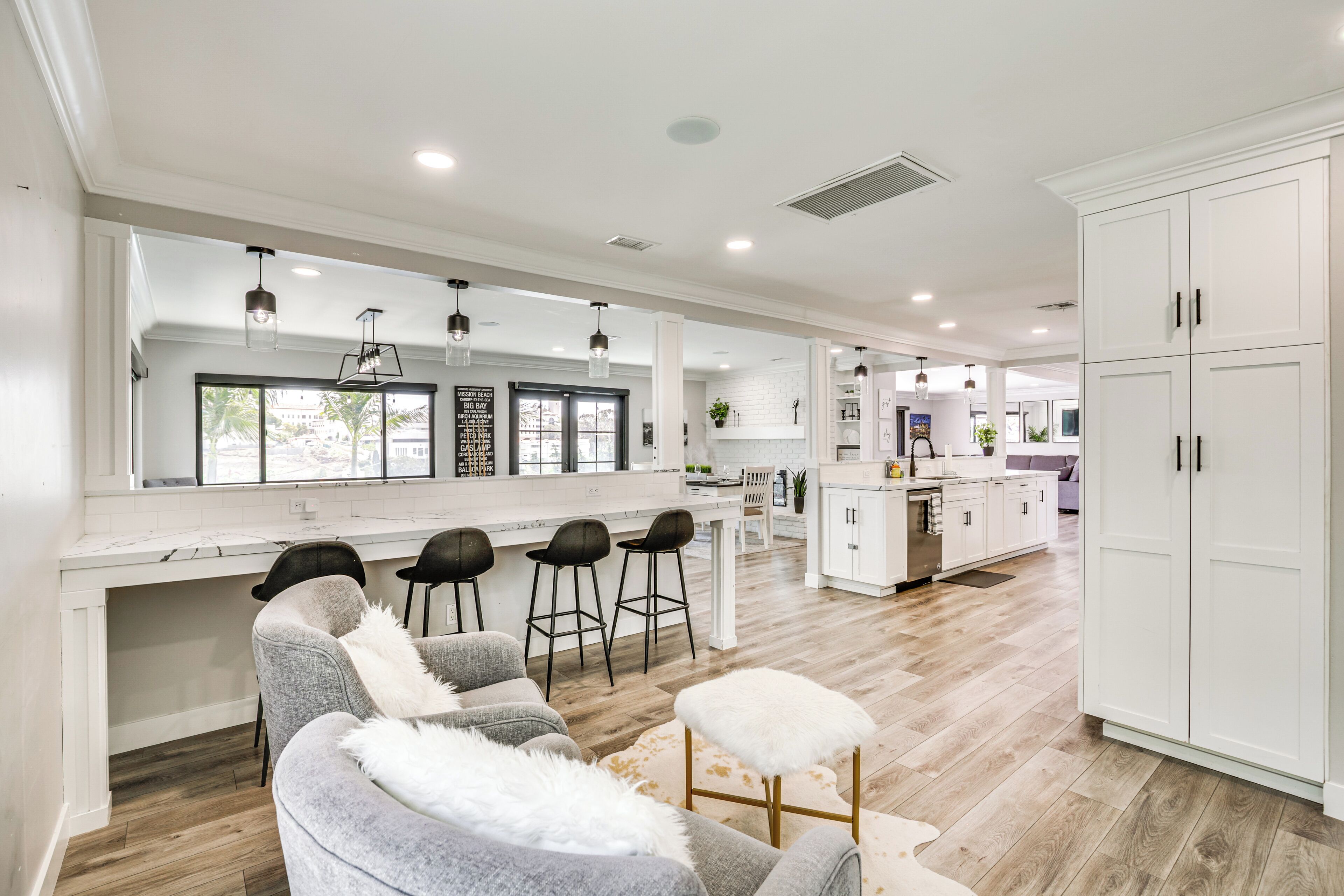 House (3 Bedrooms) | Interior