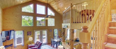 House (4 Bedrooms) | Interior