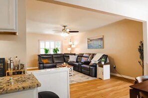 獨棟房屋 | 4 間臥室、網路服務