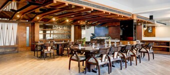 Cosy Stays at Padav Square Gwalior