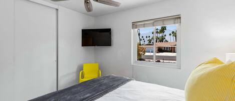 3 chambres, fer et planche à repasser, Wi-Fi gratuit, draps fournis