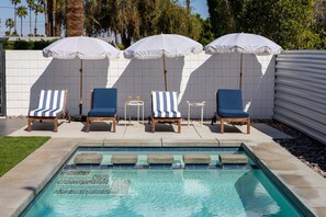 Beheizter Pool