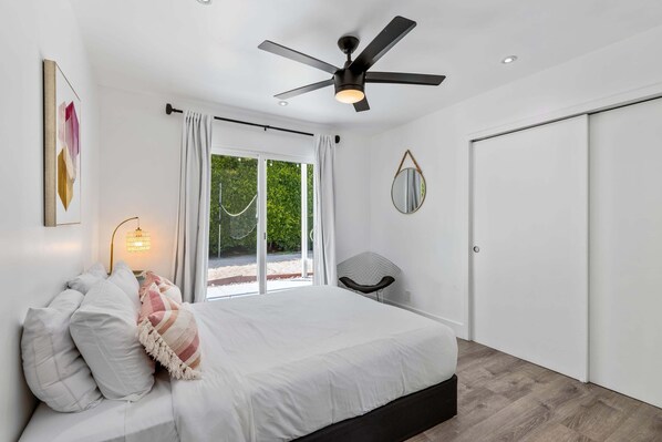 3 bedrooms, iron/ironing board, free WiFi, bed sheets