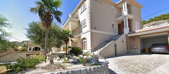 Seaside Family Apartment in Kampor