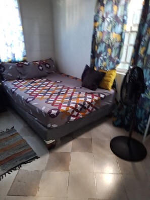2 bedrooms, iron/ironing board, free WiFi, bed sheets - Two-bedroom house for rent in the city,  2 minutes from popular Brown's Beach. (Bridgetown)
