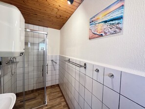 Towels, soap, toilet paper