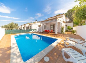 Villa | Pool | Indoor pool, outdoor pool - Family-friendly Villa for 8 Guests (L'Escala)