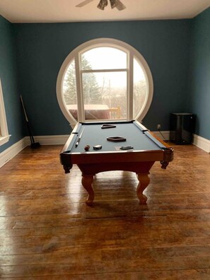 Spielezimmer