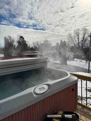 Baignoire à remous extérieure