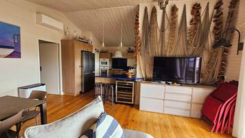 TV connectée, livres, imprimantes