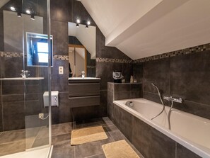 Ferienhaus | Badezimmer