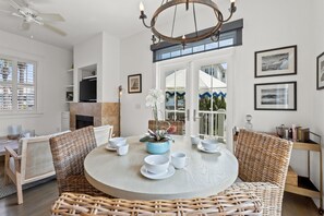 House, Partial Sea View | In-room dining - 30A Sunset Beach House - Villa Infinity (Panama City Beach)