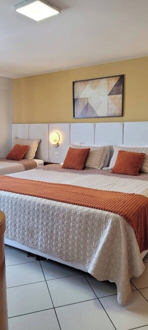 1 camera, ferro/asse da stiro, Wi-Fi