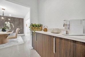 Interior - 4 BDR Home At Prime Location (North Miami)