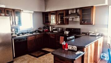 Micro-ondas, fogão, cooktop, lava-louças