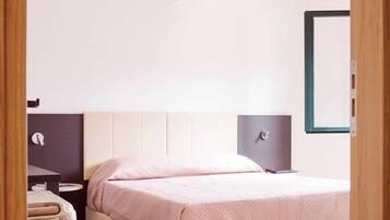 2 chambres, bureau, Wi-Fi, draps fournis