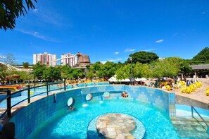 2 outdoor pools - Piazza DiRoma Acesso ao Acqua Park (Caldas Novas)