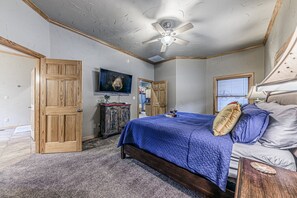 4 Schlafzimmer, Bügeleisen/Bügelbrett, Reisekinderbett, kostenloses WLAN