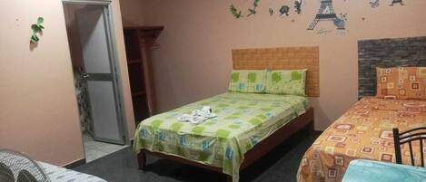 Klassieke driepersoonskamer | Gratis wifi