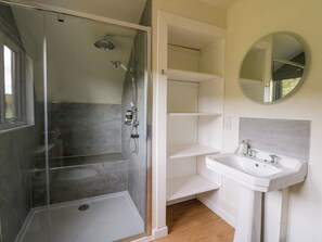 Shower - Insh (Kingussie)