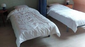 2 dormitorios, tabla de planchar con plancha, wifi y ropa de cama