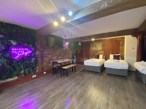 Free WiFi - Rainford Gardens by UStay Aparthotels (Liverpool)