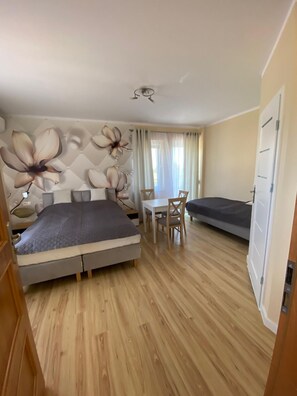 House | 1 bedroom, bed sheets