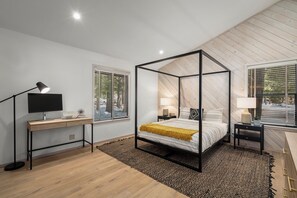 2 bedrooms, desk, iron/ironing board, free WiFi - Chic Tahoe Cabin | Soaking Tub, Fireplace, Patio & Forest View, Club Access (Truckee)