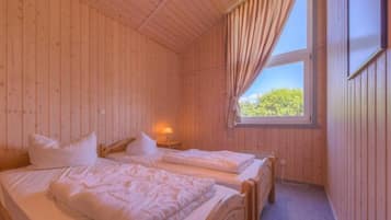 House | 2 bedrooms, individually furnished