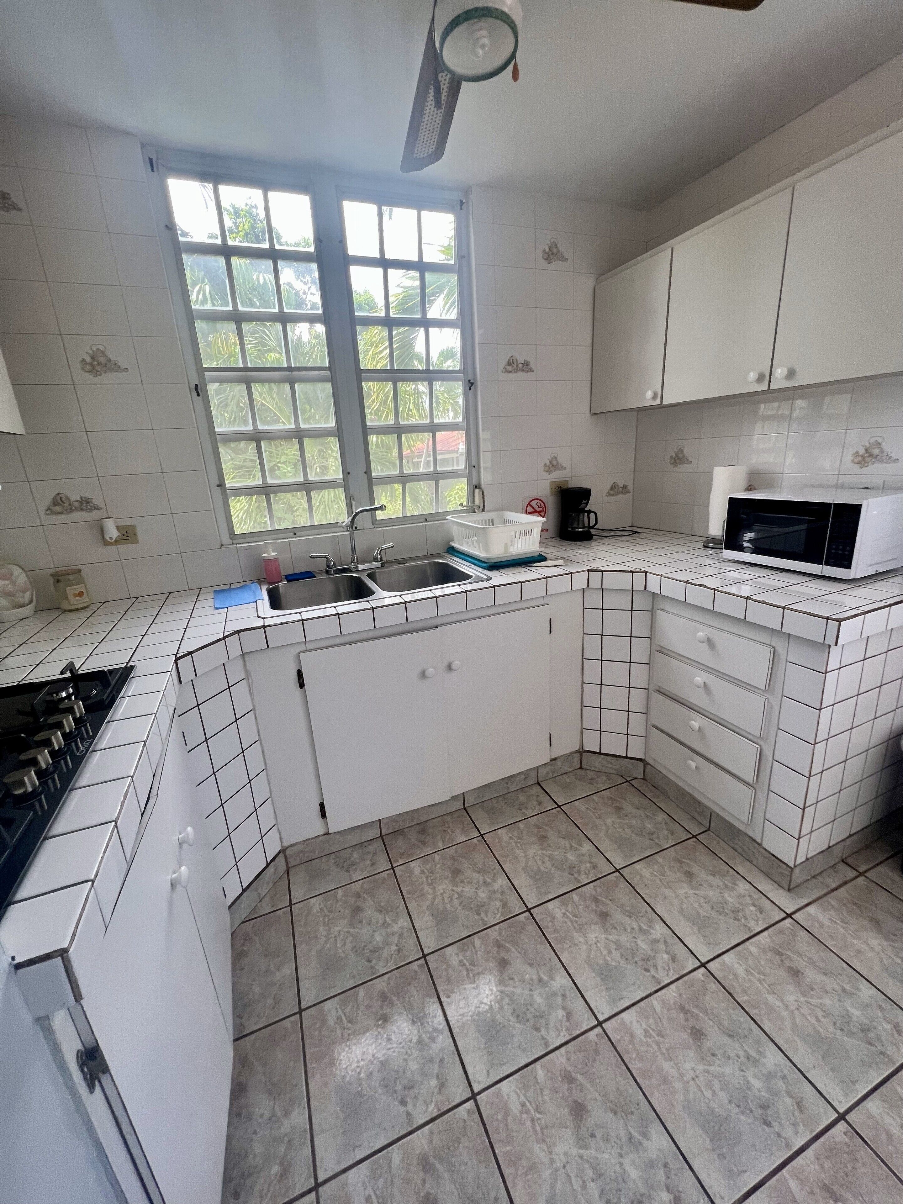 Villa, Courtyard View | Private kitchen | Microwave, stovetop, dishwasher, cookware/dishes/utensils
