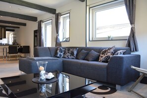 House | Living room