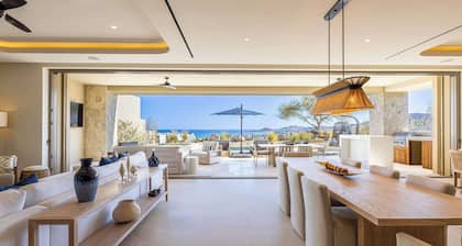 Solesta 4BR Villa and Luxury Casita by The Agency Baja