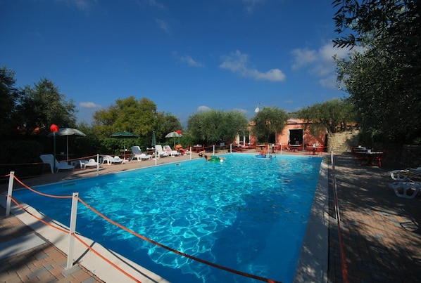 Casa | Piscina | Piscina externa