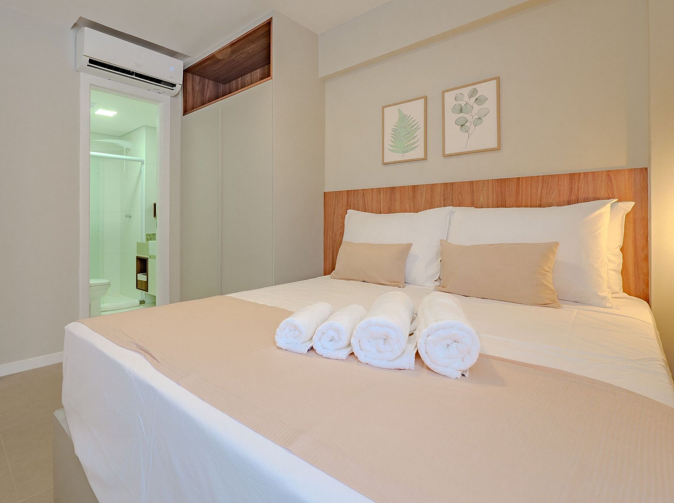 1 bedroom, iron/ironing board, internet, bed sheets