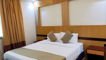 Cortines opaques i habitacions insonoritzades