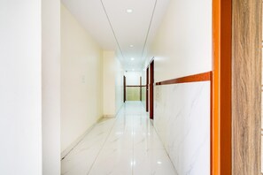 House | Interior - Super Townhouse Bidadi Formerly Royal Garuda (Ramanagara)
