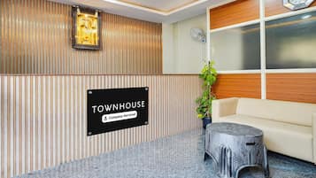 House | Reception