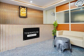 House | Reception