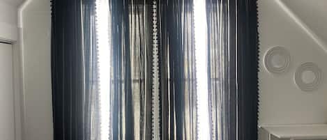 3 slaapkamers, een bureau, een strijkplank/strijkijzer, gratis wifi